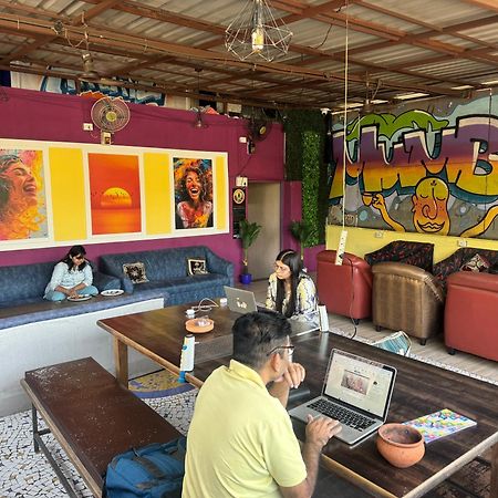 Backpackers Villa Mumbai  Buitenkant foto