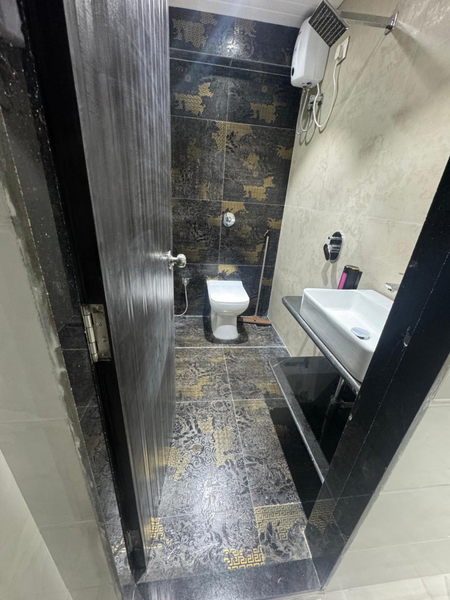Backpackers Villa Mumbai  Buitenkant foto