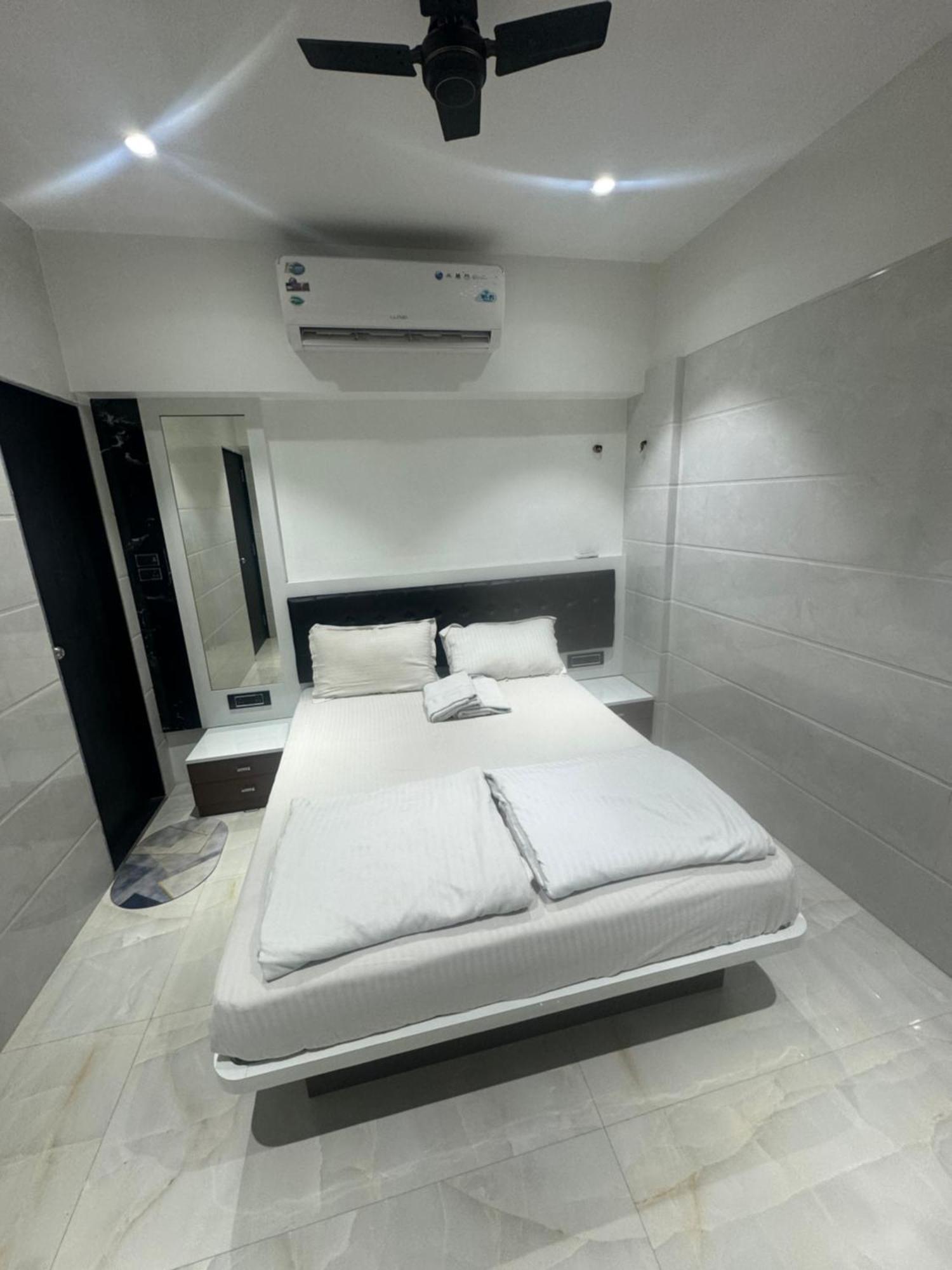 Backpackers Villa Mumbai  Buitenkant foto