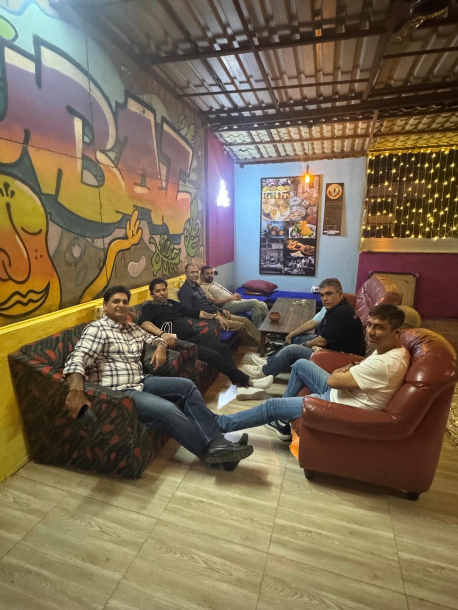Backpackers Villa Mumbai  Buitenkant foto