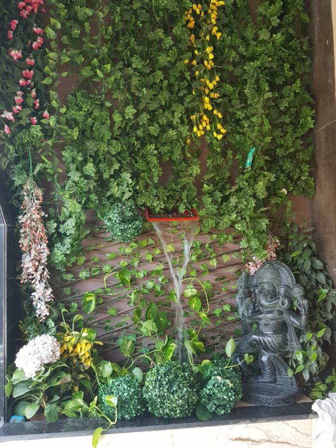 Backpackers Villa Mumbai  Buitenkant foto